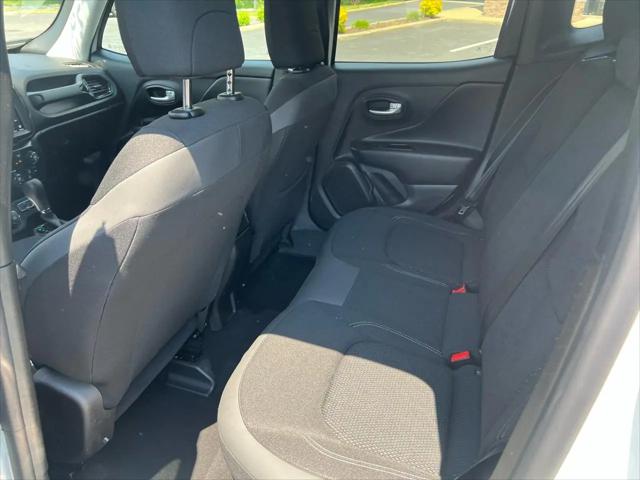 2023 Jeep Renegade Altitude 4x4