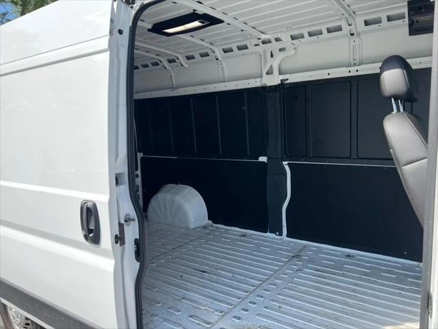 2026 Ram ProMaster 2500 Cargo Van Tradesman High Roof 159" WB w/Pass Seat