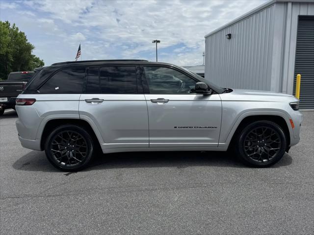 2025 Jeep Grand Cherokee Summit 4x4