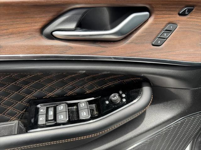 2025 Jeep Grand Cherokee Summit 4x4