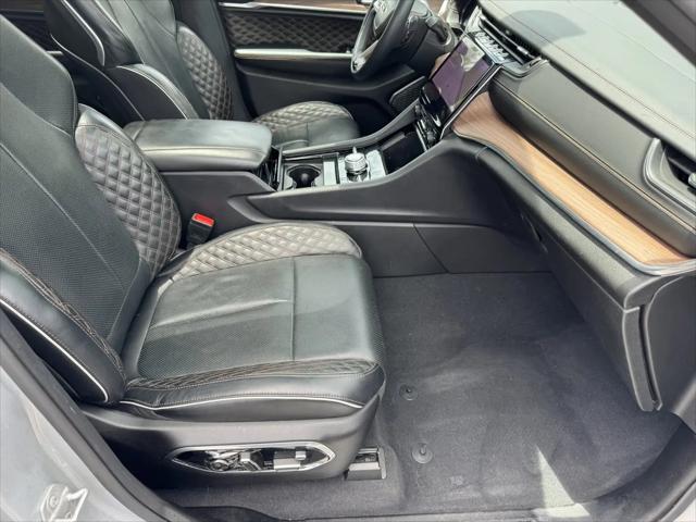 2025 Jeep Grand Cherokee Summit 4x4