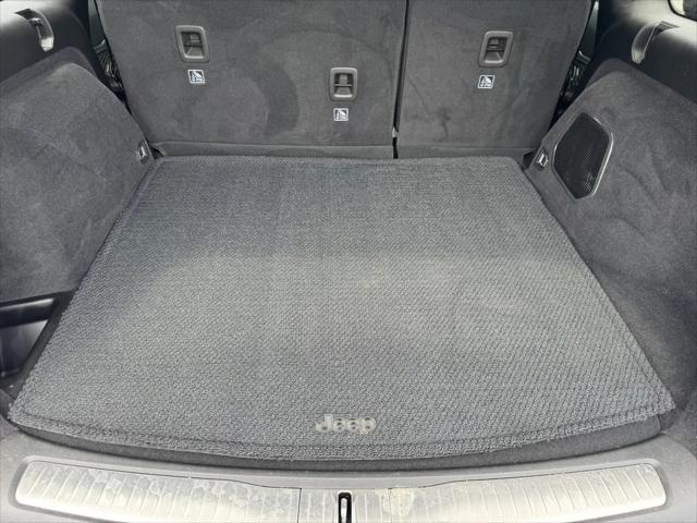 2025 Jeep Grand Cherokee Summit 4x4