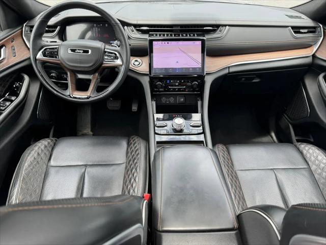 2025 Jeep Grand Cherokee Summit 4x4