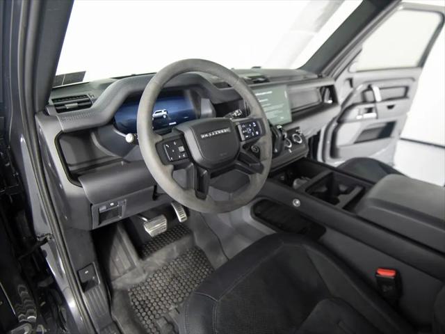 2024 Land Rover Defender 110 P525 V8