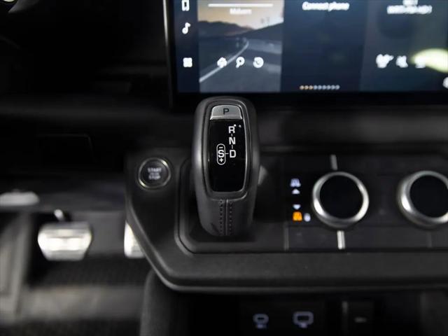 2024 Land Rover Defender 110 P525 V8
