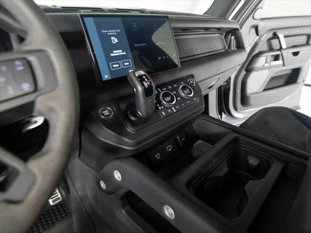 2024 Land Rover Defender 110 P525 V8