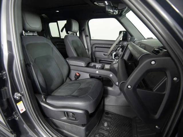 2024 Land Rover Defender 110 P525 V8