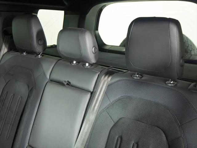2024 Land Rover Defender 110 P525 V8