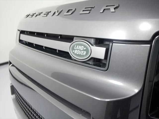 2024 Land Rover Defender 110 P525 V8