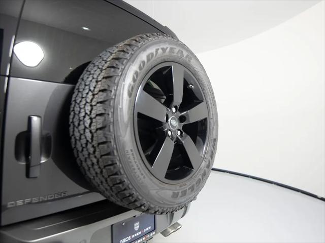 2024 Land Rover Defender 110 P525 V8