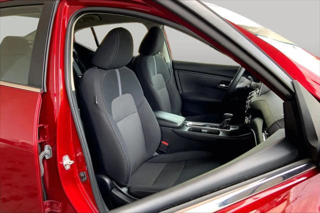 2024 Nissan Sentra SV Xtronic CVT