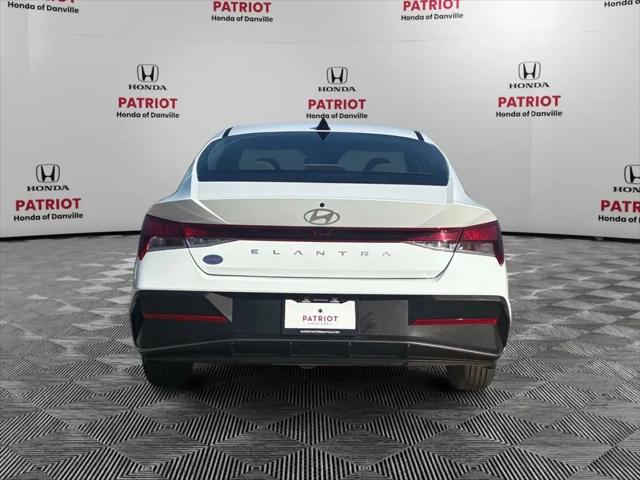 2026 Hyundai Elantra SE