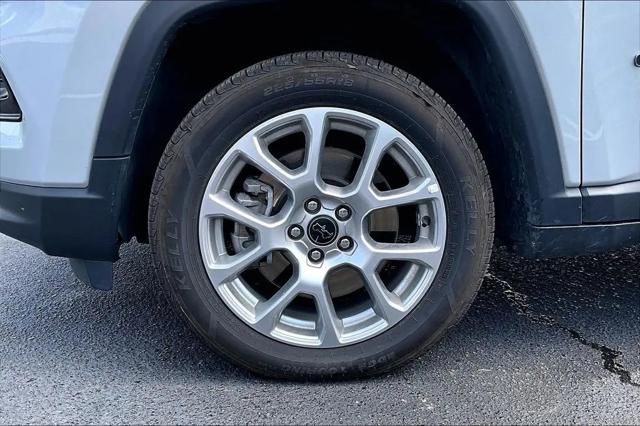 2025 Jeep Compass Limited 4x4