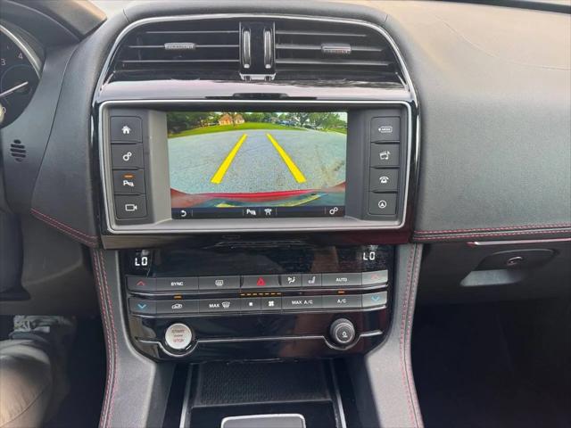 2017 Jaguar F-PACE 35t R-Sport