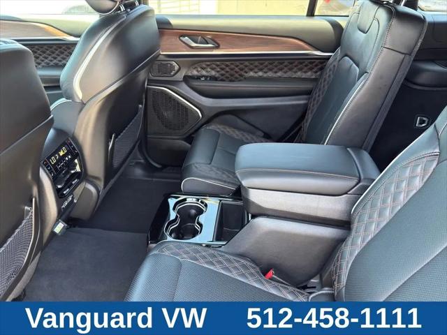 2025 Jeep Grand Cherokee L Summit 4x4