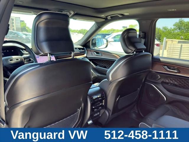 2025 Jeep Grand Cherokee L Summit 4x4