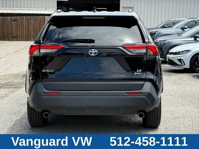 2025 Toyota RAV4 Hybrid LE
