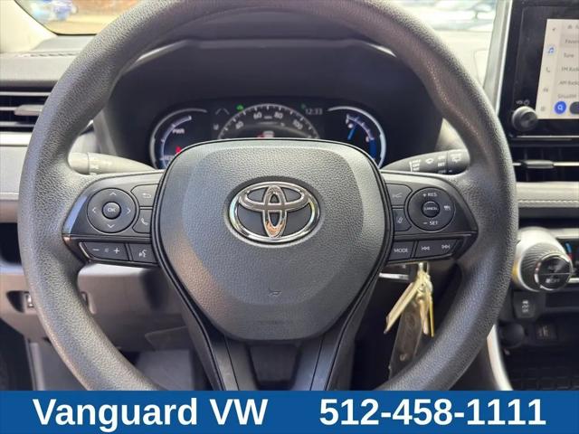 2025 Toyota RAV4 Hybrid LE