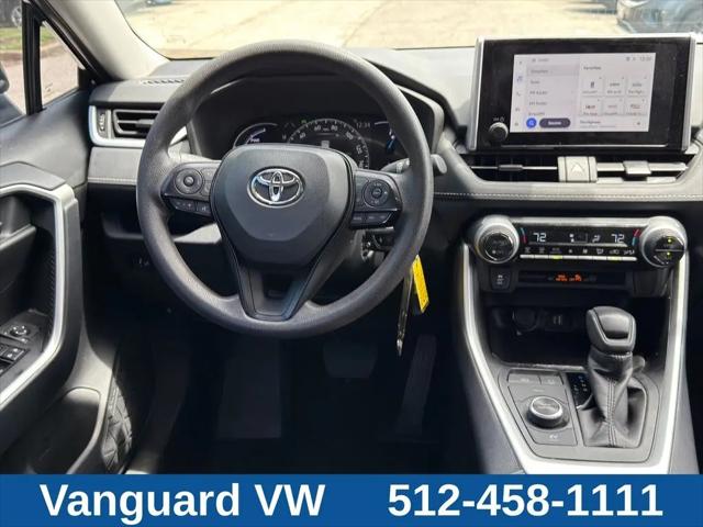 2025 Toyota RAV4 Hybrid LE