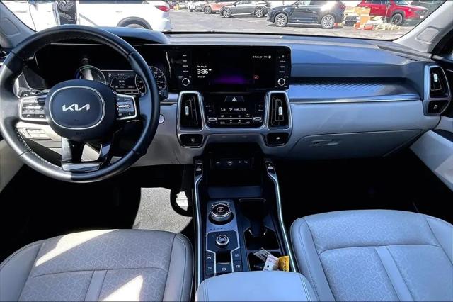 2023 Kia Sorento Hybrid EX