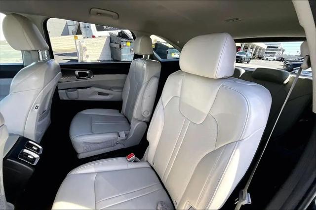 2023 Kia Sorento Hybrid EX