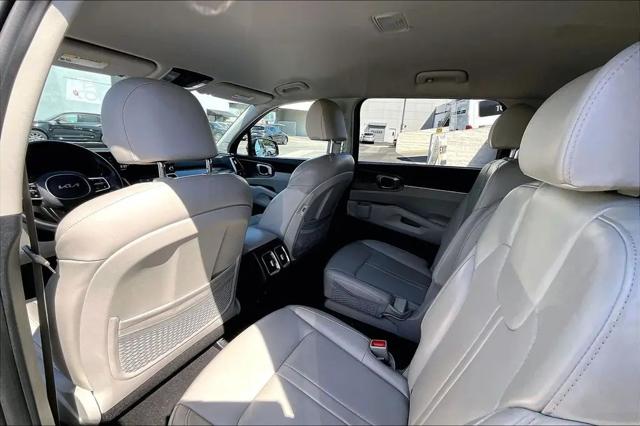 2023 Kia Sorento Hybrid EX