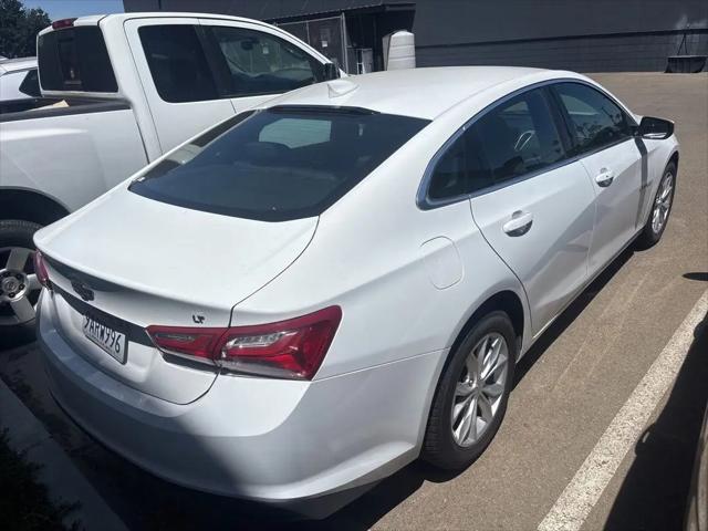 2022 Chevrolet Malibu FWD LT