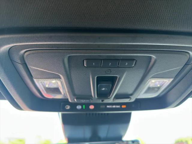 2022 GMC Sierra 1500 4WD Crew Cab Short Box AT4