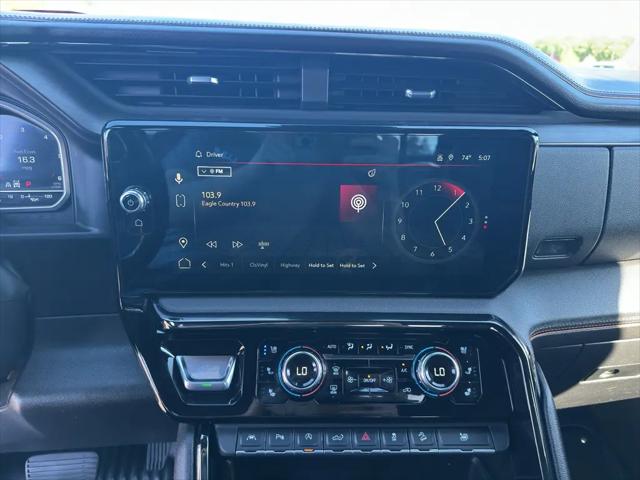 2022 GMC Sierra 1500 4WD Crew Cab Short Box AT4