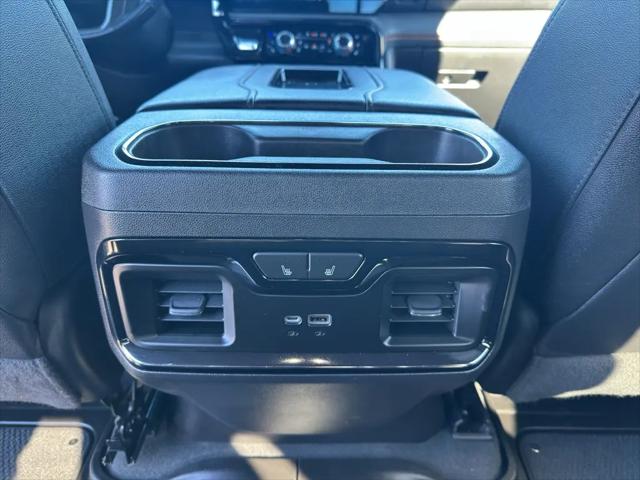 2022 GMC Sierra 1500 4WD Crew Cab Short Box AT4