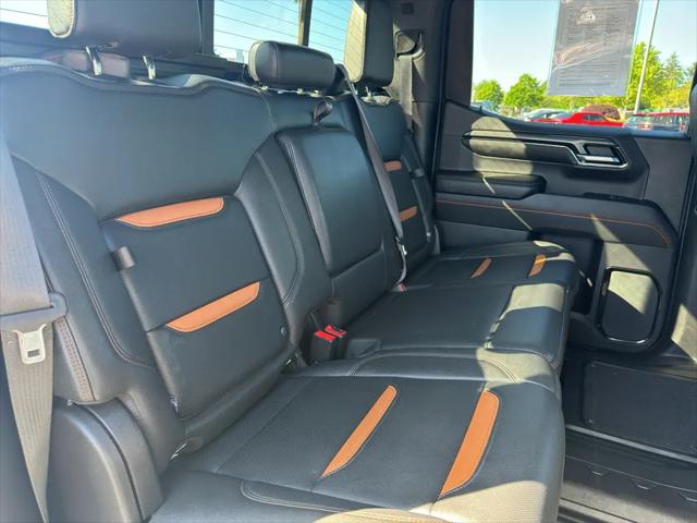 2022 GMC Sierra 1500 4WD Crew Cab Short Box AT4