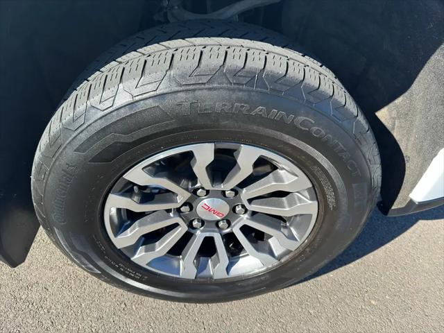 2022 GMC Sierra 1500 4WD Crew Cab Short Box AT4