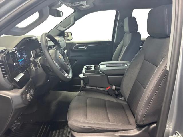 2026 Chevrolet Silverado 1500 4WD Crew Cab Short Bed LT with 2FL