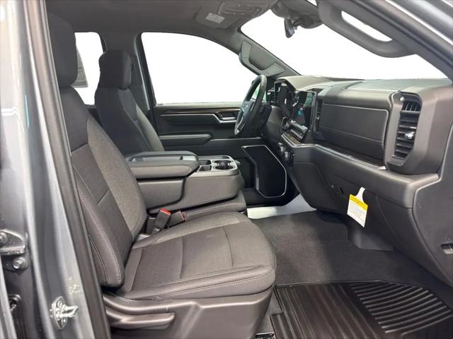 2026 Chevrolet Silverado 1500 4WD Crew Cab Short Bed LT with 2FL