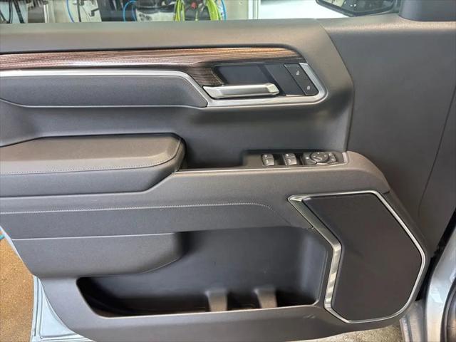 2026 Chevrolet Silverado 1500 4WD Crew Cab Short Bed LT with 2FL