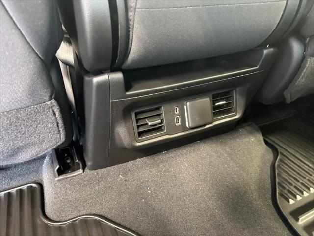 2026 Chevrolet Silverado 1500 4WD Crew Cab Short Bed LT with 2FL