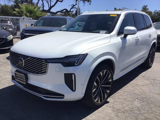 2025 Volvo XC90 B5 Plus 6-Seater