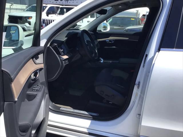 2025 Volvo XC90 B5 Plus 6-Seater