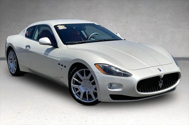 2009 Maserati GranTurismo Standard