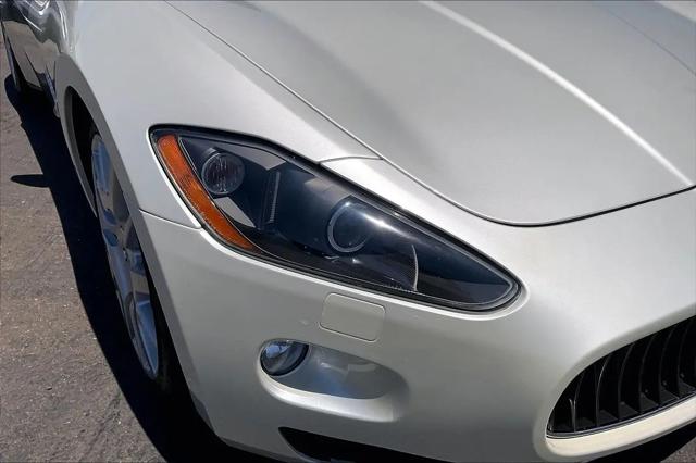 2009 Maserati GranTurismo Standard