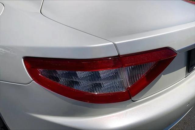 2009 Maserati GranTurismo Standard
