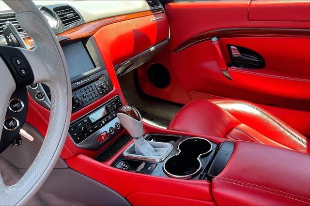 2009 Maserati GranTurismo Standard