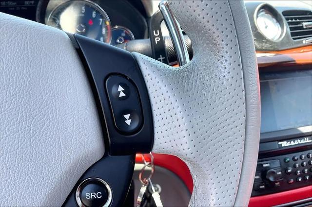 2009 Maserati GranTurismo Standard