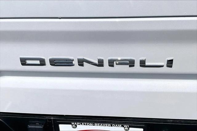 2023 GMC Sierra 1500 4WD Crew Cab Short Box Denali