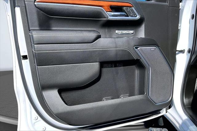 2023 GMC Sierra 1500 4WD Crew Cab Short Box Denali