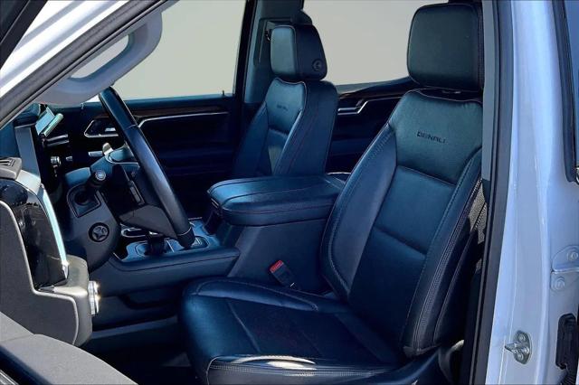 2023 GMC Sierra 1500 4WD Crew Cab Short Box Denali