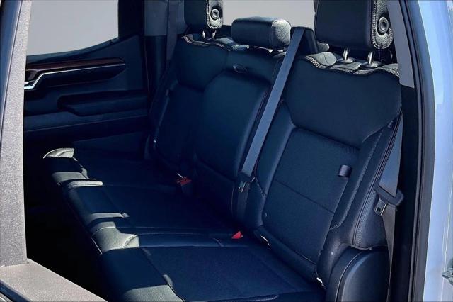 2023 GMC Sierra 1500 4WD Crew Cab Short Box Denali