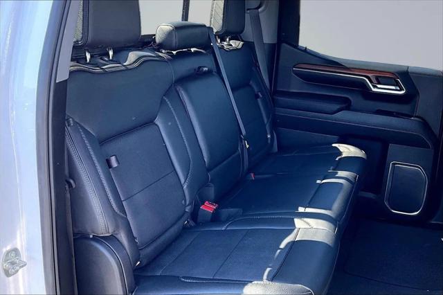 2023 GMC Sierra 1500 4WD Crew Cab Short Box Denali
