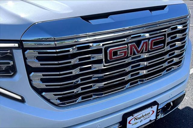 2023 GMC Sierra 1500 4WD Crew Cab Short Box Denali