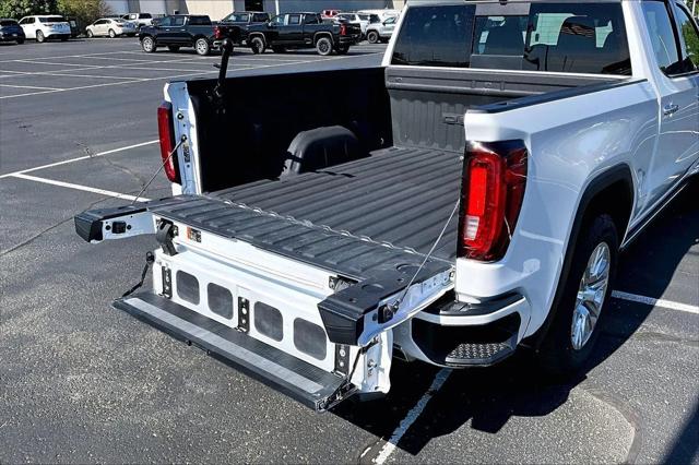 2023 GMC Sierra 1500 4WD Crew Cab Short Box Denali